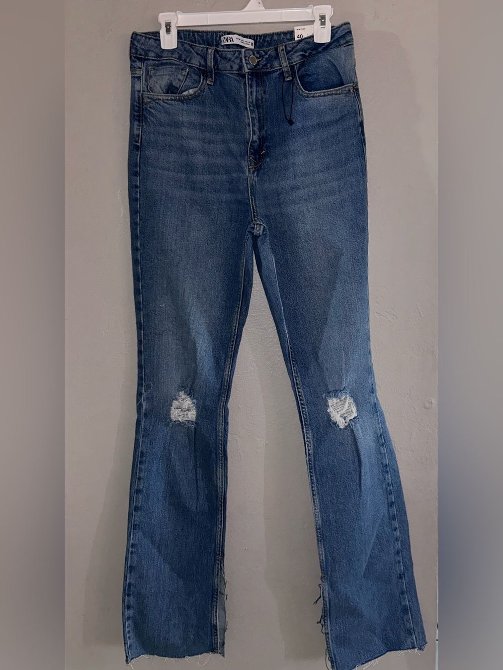 Zara Denim Flare Jeans with Distressing and Split flare Ankles Sz 10 (40)